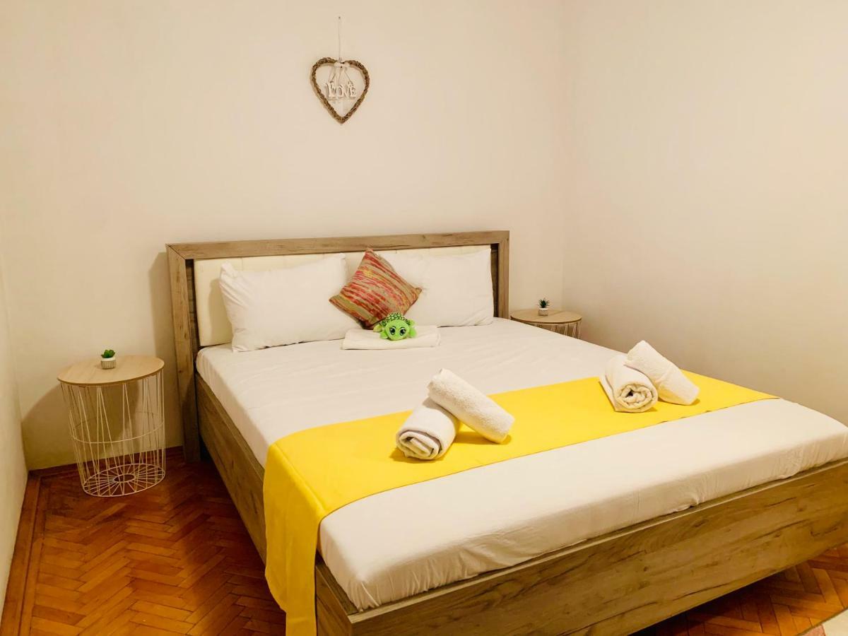 Ultracentral Apartment With All You Need: Wifi, Tv, Ac, Washer, Coffe Тимишоара Экстерьер фото