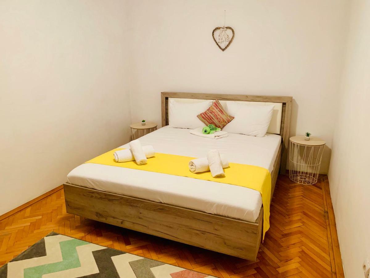 Ultracentral Apartment With All You Need: Wifi, Tv, Ac, Washer, Coffe Тимишоара Экстерьер фото